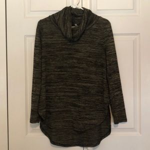 Black/Tan Cowl Neck Pullover